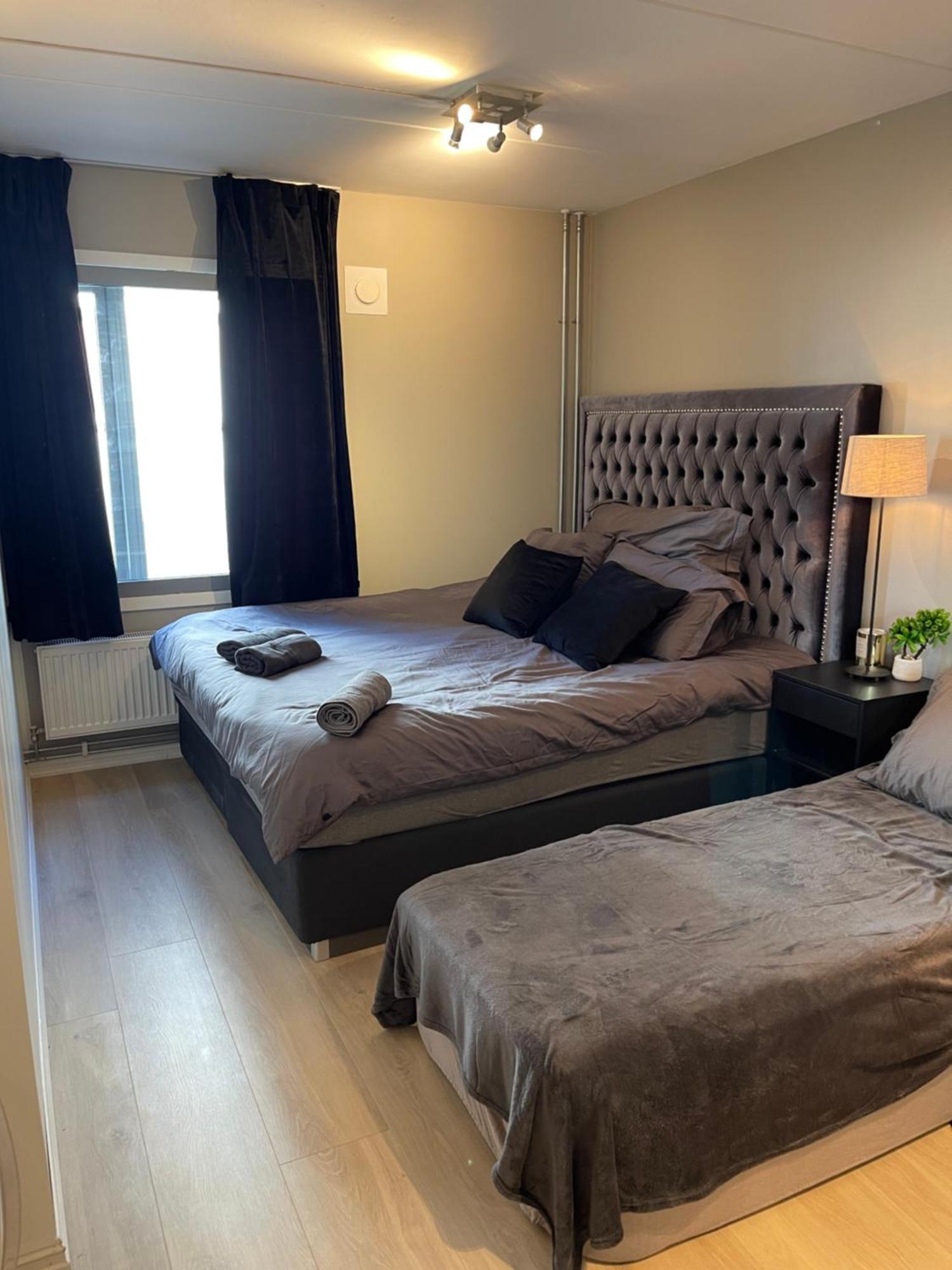 Luxurious Modern Room In Central Oslo - Eur 4K Expensive Bed And 82" Cinematic Tv Dış mekan fotoğraf