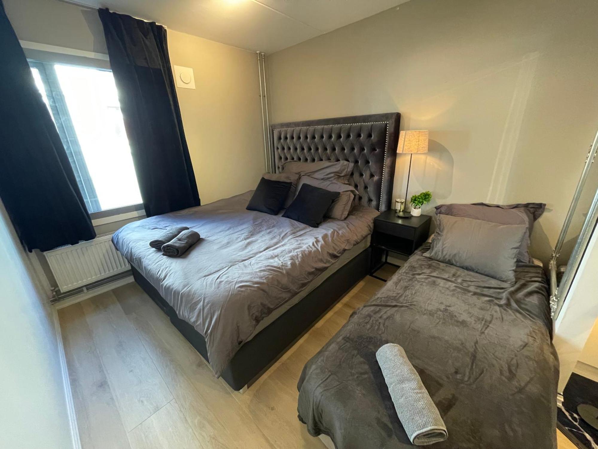 Luxurious Modern Room In Central Oslo - Eur 4K Expensive Bed And 82" Cinematic Tv Dış mekan fotoğraf